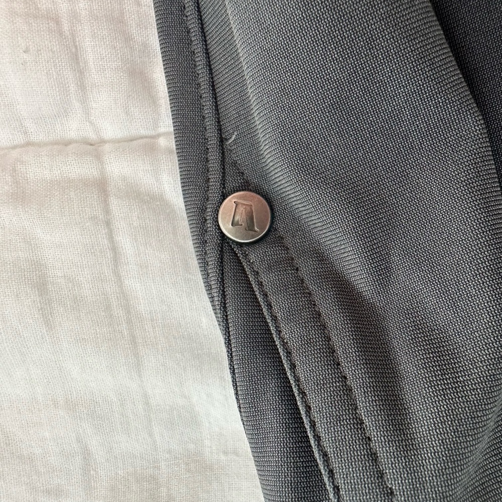 Vuori Men's Charcoal Joggers - Picture 3 of 6